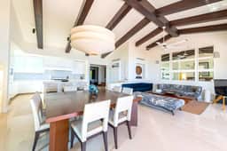 Condo Clavel