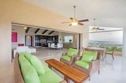 Condo Gerbera