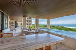 Condo Luma