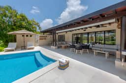 Villa Alfaro