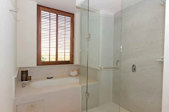 Condo Ceres