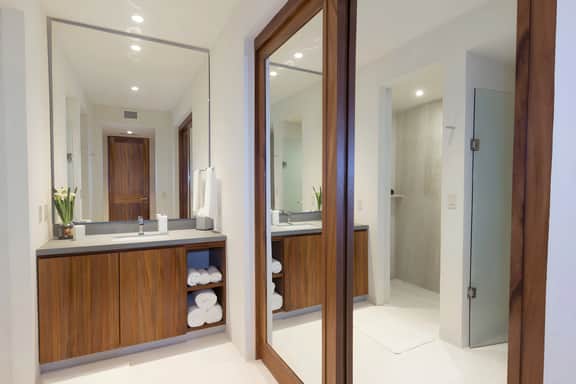 Condo Ceres