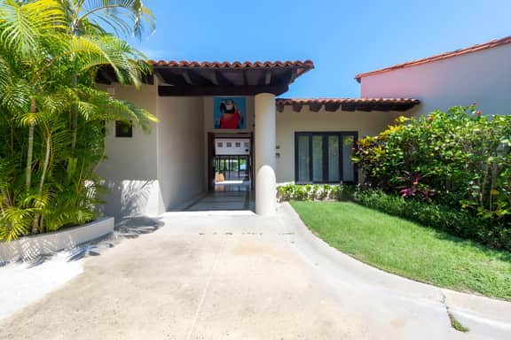 Villa Alfaro