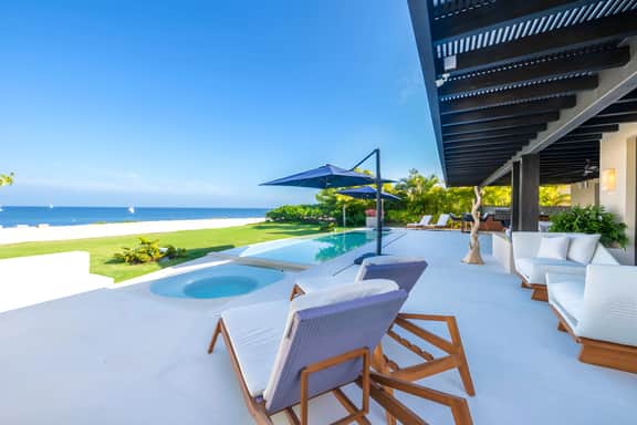 Villa Aurora